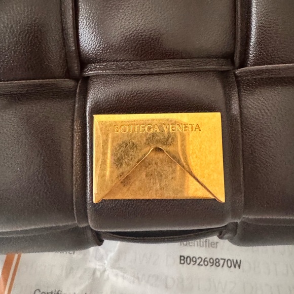 Elegant 🔥Bottega Veneta Chain Cassette ChocolatePadded Intreccio Leather - Picture 11 of 16